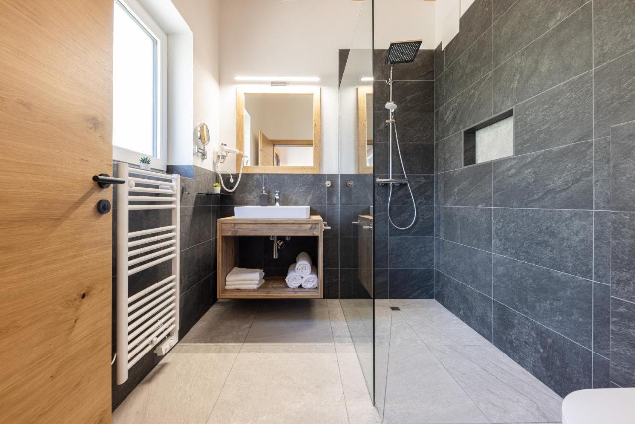 Apartments Am Bichl フルプメス エクステリア 写真